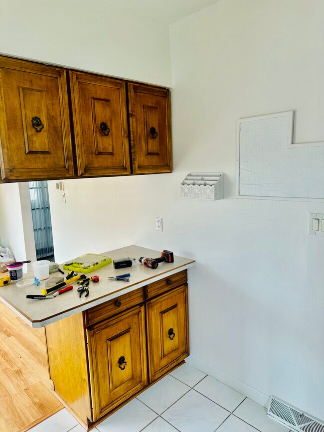 Building Photo - 3337 W 26th St