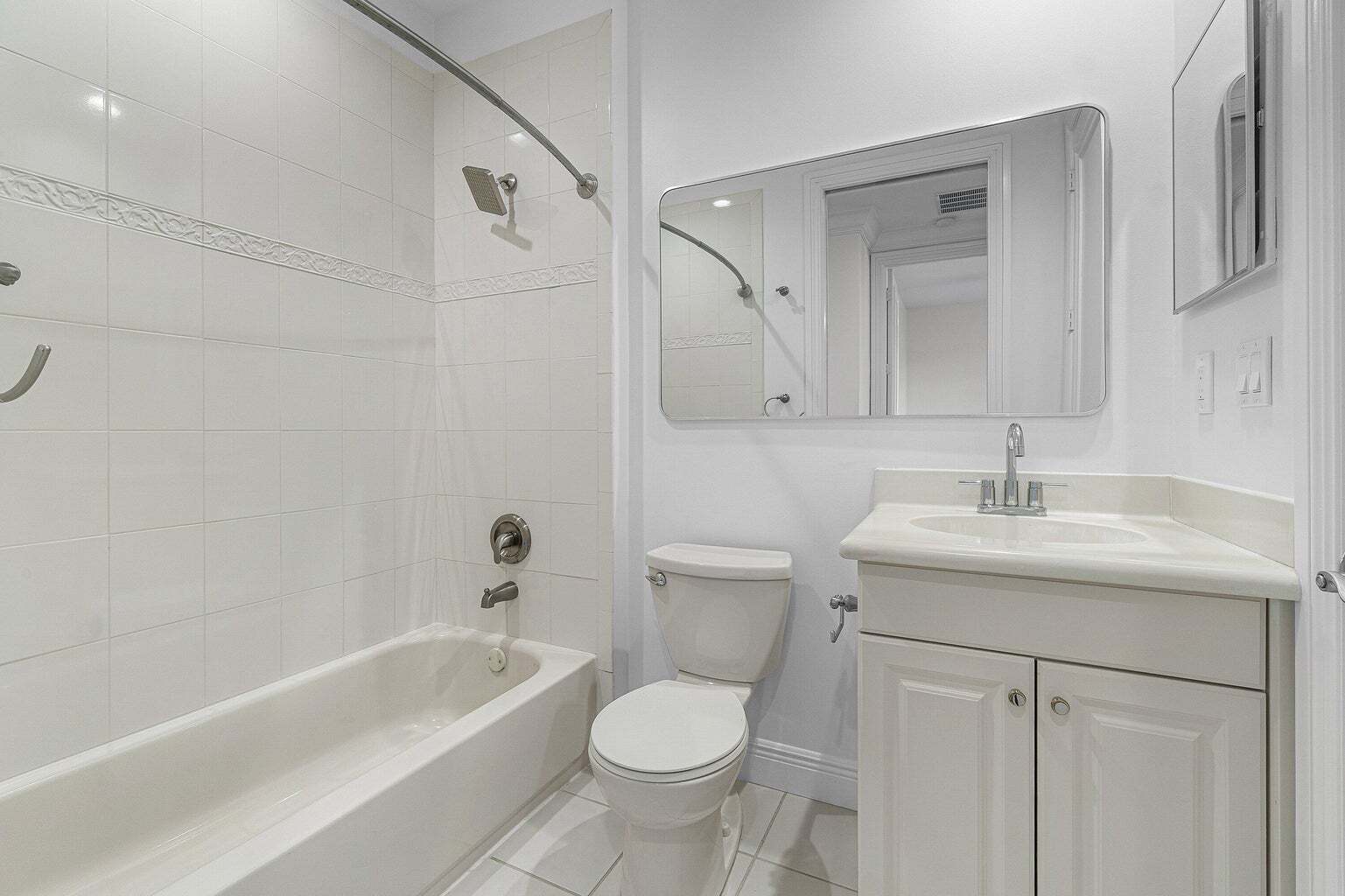 Building Photo - 6641 Conch Ct