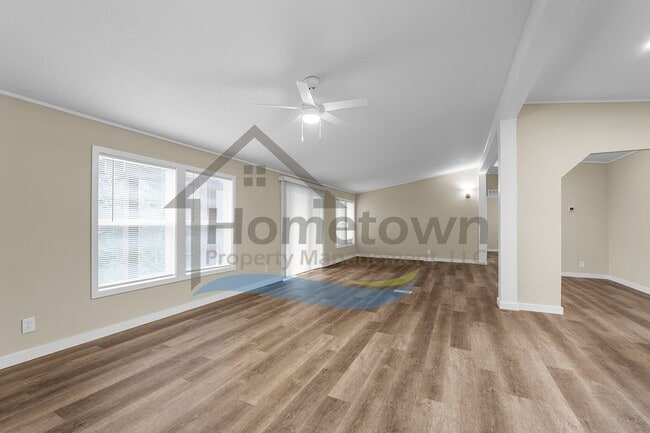 Building Photo - 3 Bedroom 2 Bathroom Home in a Rustic Setting with Mountain Views Available in Blanchard!