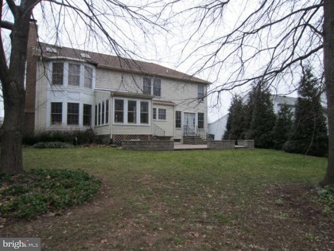 Building Photo - 12625 Thunder Chase Dr