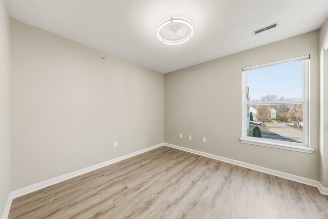 Building Photo - 55 Timber Oaks Trail