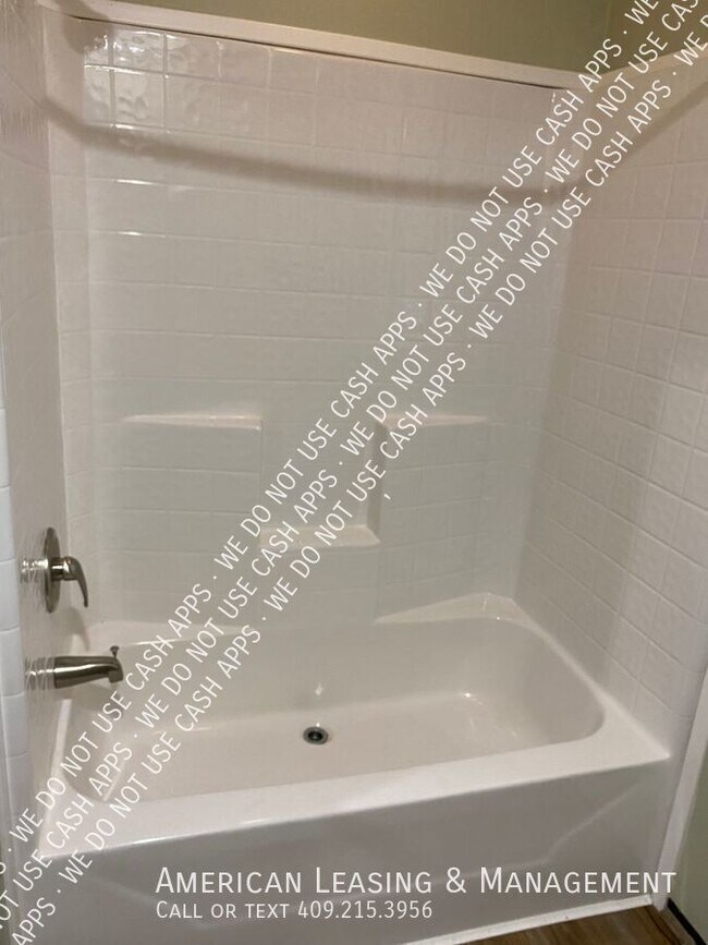 Building Photo - 3405 Landrey Ct