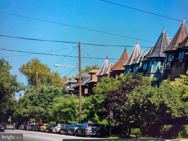 Building Photo - 4825 Baltimore Ave