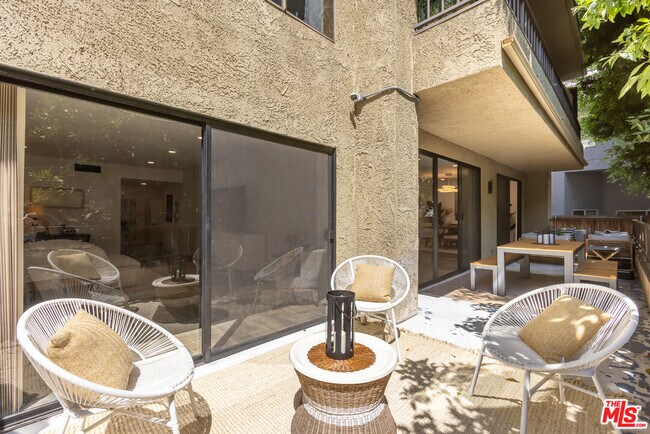 Building Photo - 1210 Kings Rd