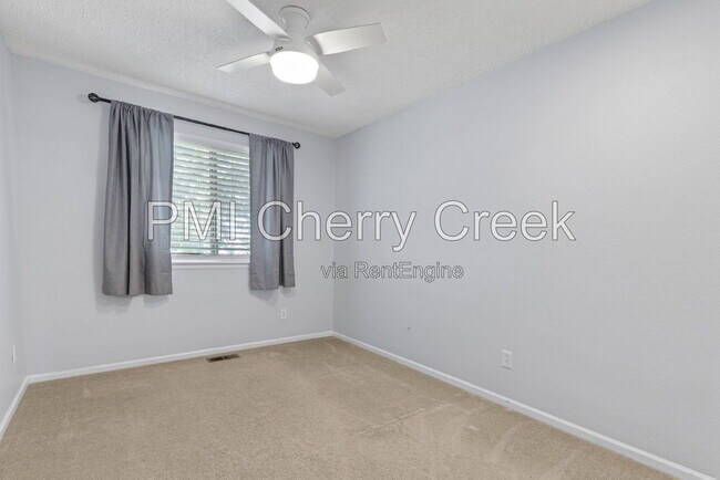 Building Photo - 21494 E Crestline Ln