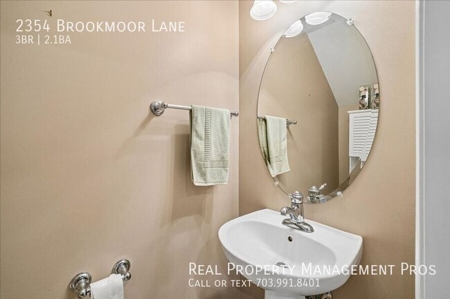 Building Photo - 2354 Brookmoor Ln