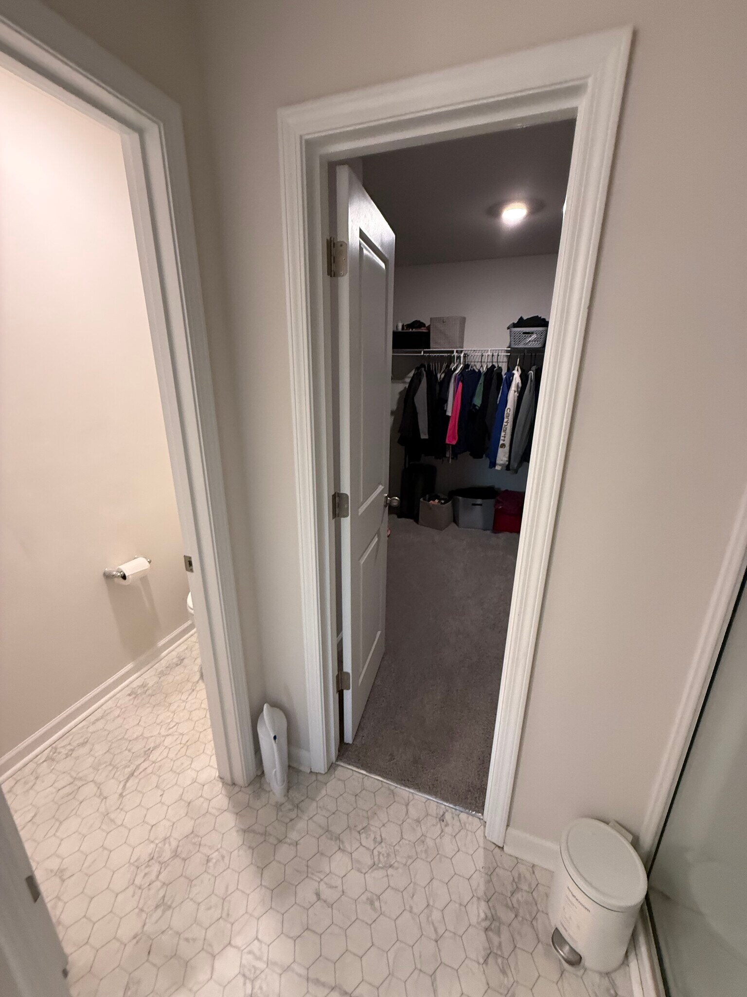 Building Photo - 209 Wheatfield Rd