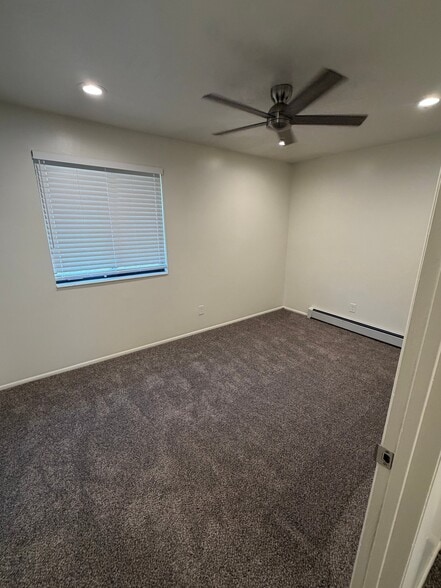 Building Photo - 1158 N 200 W