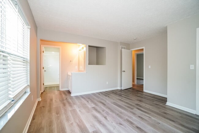Building Photo - 1700 Golden Cloud Ln