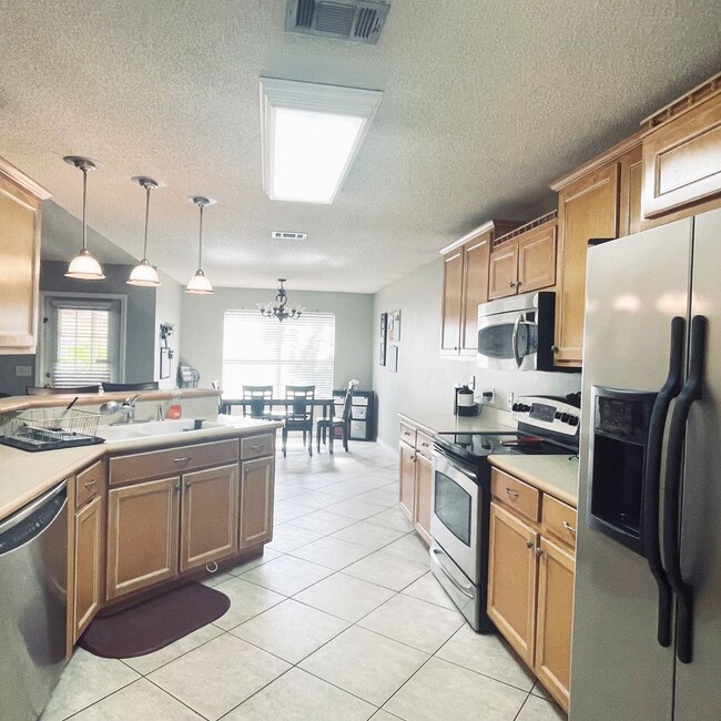Building Photo - 3bedroom in Fort Walton