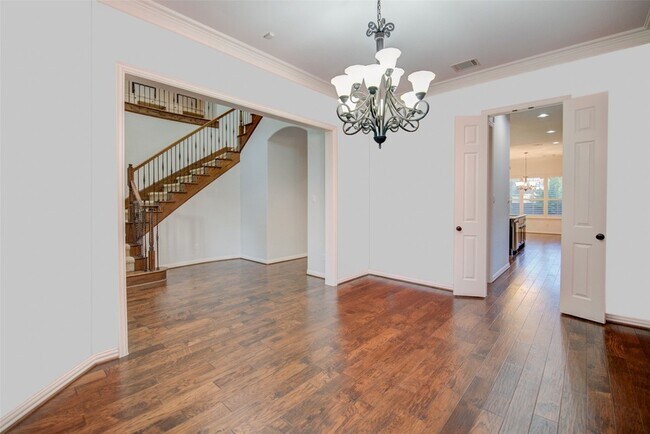 Building Photo - 158 N Almondell Way