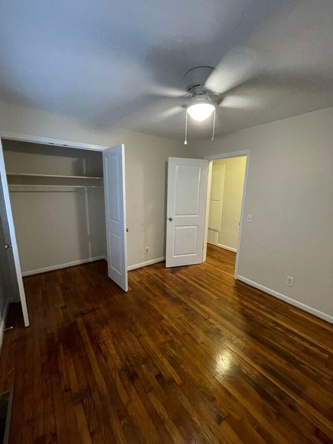 Building Photo - Precious updated centrally located home in Auburn