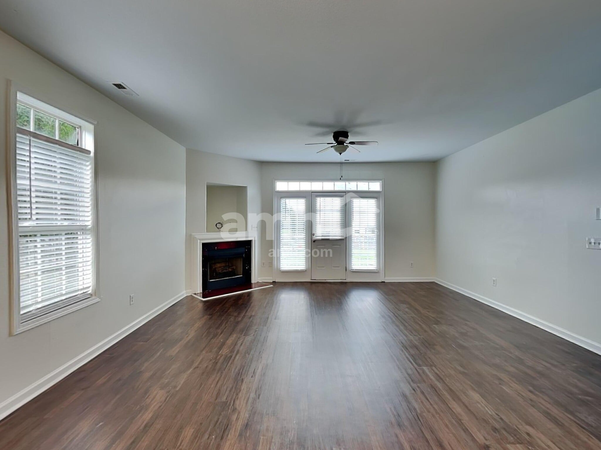 Building Photo - 117 Sawhorse Dr