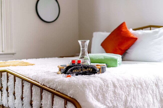 Building Photo - 241 W Water St