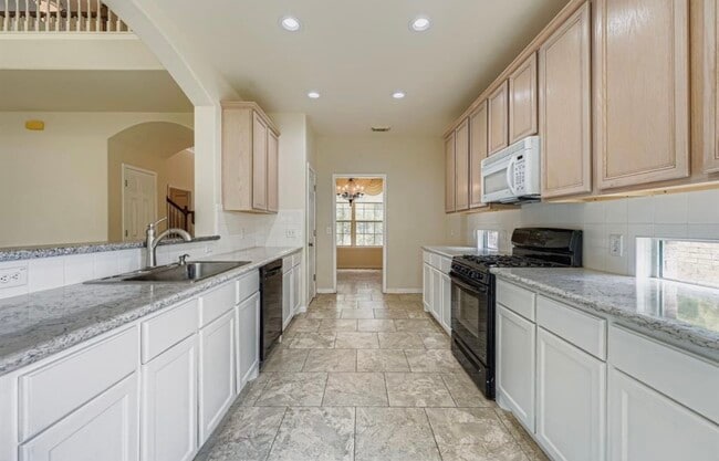 Building Photo - 7503 Boxwood Ridge Ln