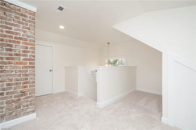 Building Photo - Updated Single Family Home