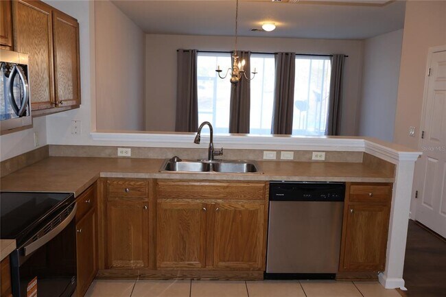 Building Photo - 4953 SW 45th Cir