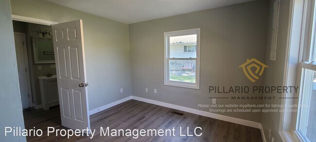 Building Photo - 4 br, 1 bath House - 1156 Knox St