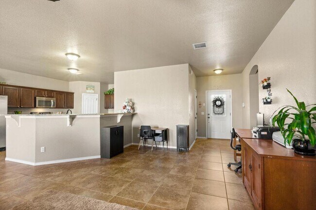 Building Photo - 5905 Speyside Dr