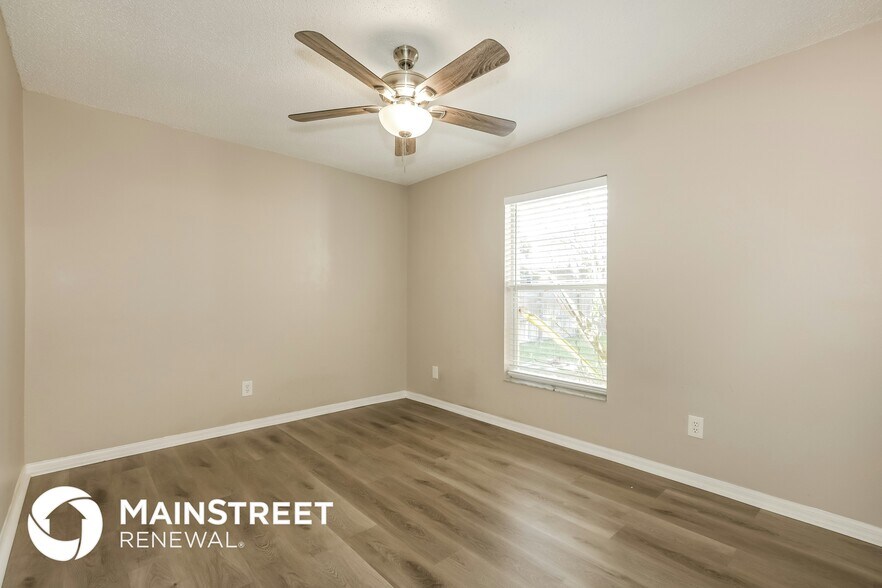 Building Photo - 11425 Wellman Dr