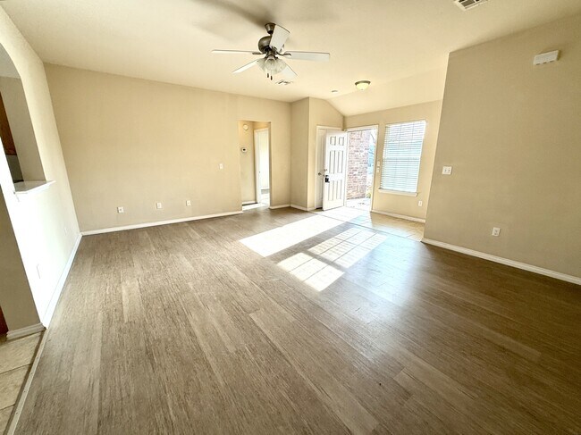 Building Photo - 4707 Mill Creek Dr