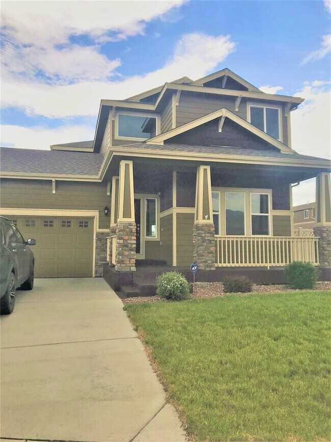 Building Photo - 1397 Celtic St
