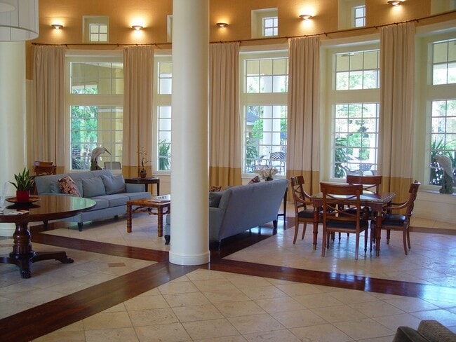 Building Photo - 2 Bed/1 Bath Apartment within Madison at M...