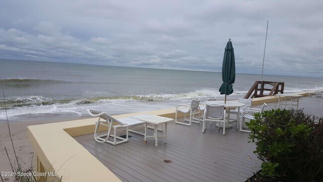 Building Photo - 1425 Jimmy Buffett Mem Hwy