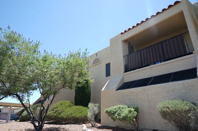 Building Photo - 601 Cabrillo Cir