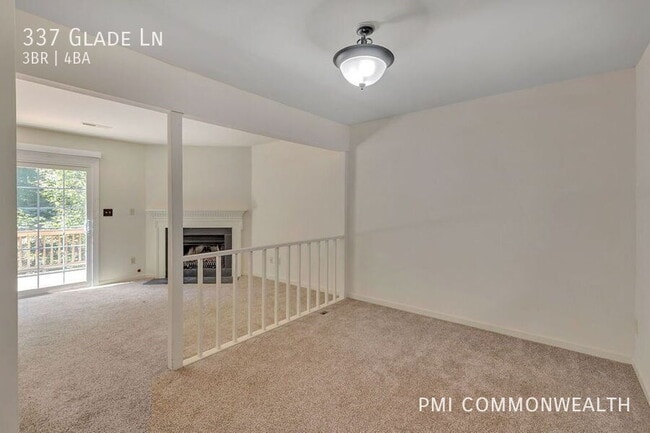 Building Photo - 337 Glade Ln