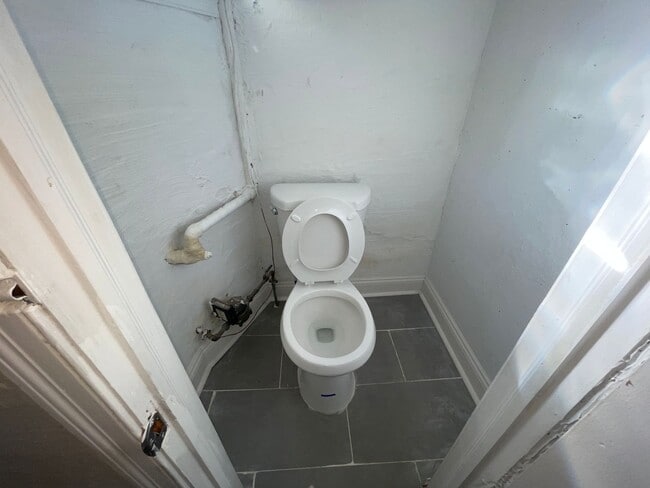 Building Photo - BRAND NEW 3 BED 2.5 BATH HOME FOR RENT.