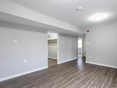 Building Photo - 6800 Bingham St