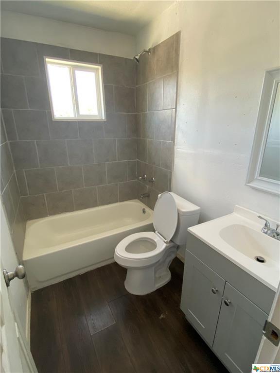 Building Photo - 1209 N 10th St