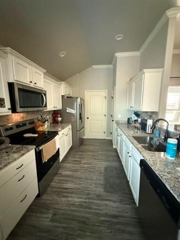 Building Photo - 5749 Foxfire Dr