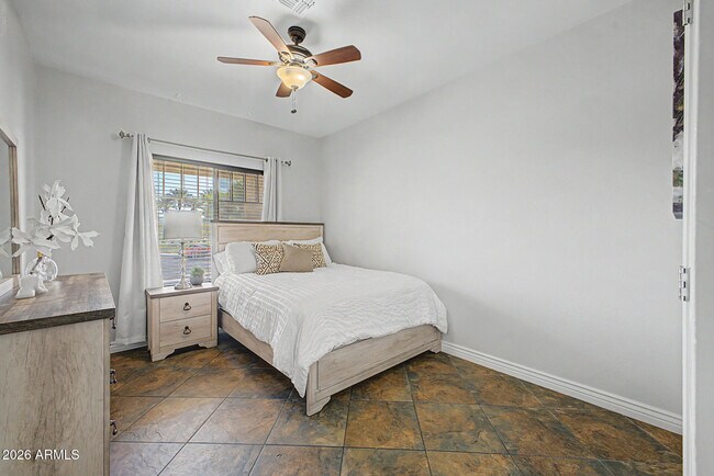 Building Photo - 5030 W St Kateri Dr