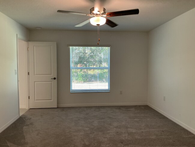 Building Photo - Spacious 4BR Single-Story in Lakeland