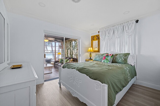 Second Bedroom with water views - 1741 NW 39th St