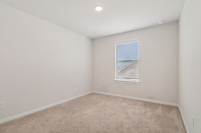 Building Photo - 18203 Lilac Woods Trl