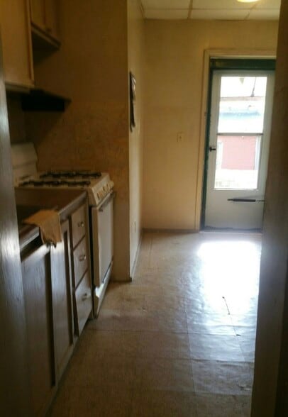 Building Photo - 46 S Prince St