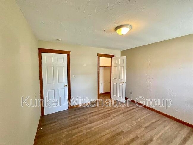 Building Photo - 546 N 40th St