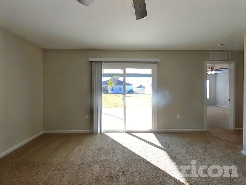 Building Photo - 1610 Liberty Tree Pl