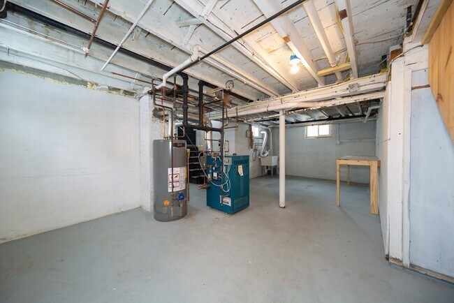 Building Photo - 15 Essex St