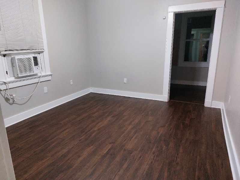 Building Photo - 2413 Painters St