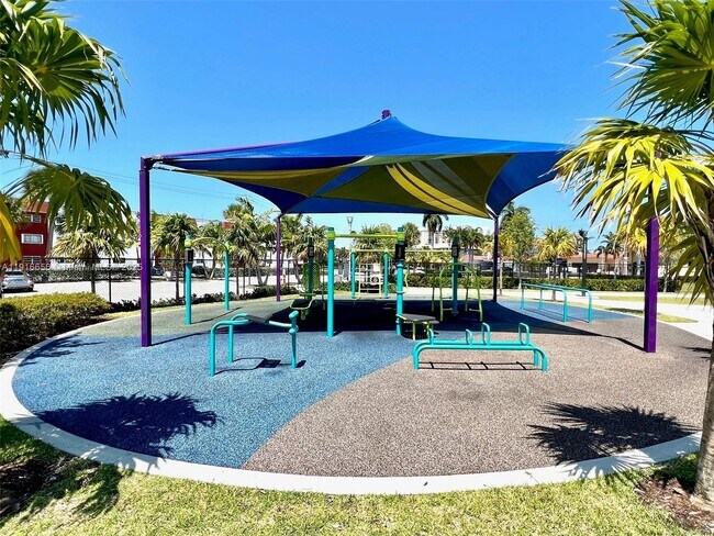 Building Photo - 270 Layne Blvd