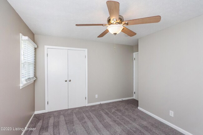 Building Photo - 9607 Walnutwood Way