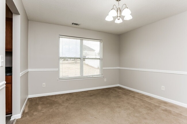 Building Photo - 504 Rosalind Terrace