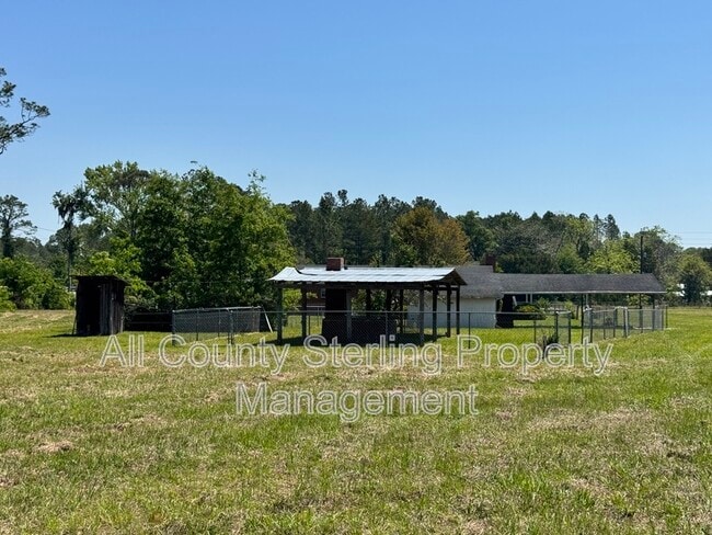 Building Photo - 2730 N US Hwy 441