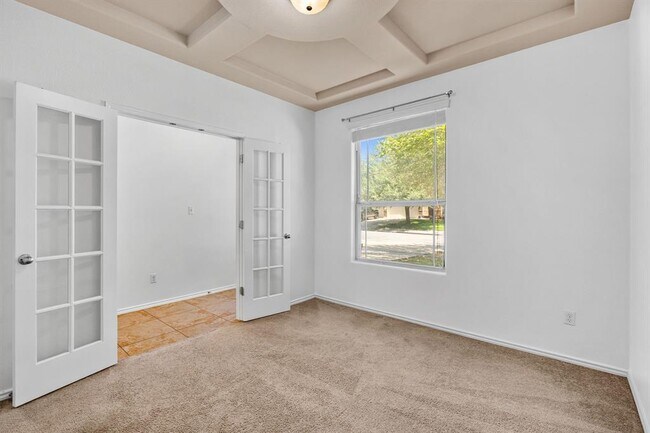Building Photo - 2627 Garlic Creek Dr