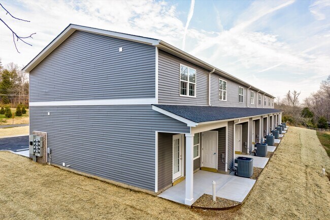 Building Photo - 444 E Norton Rd
