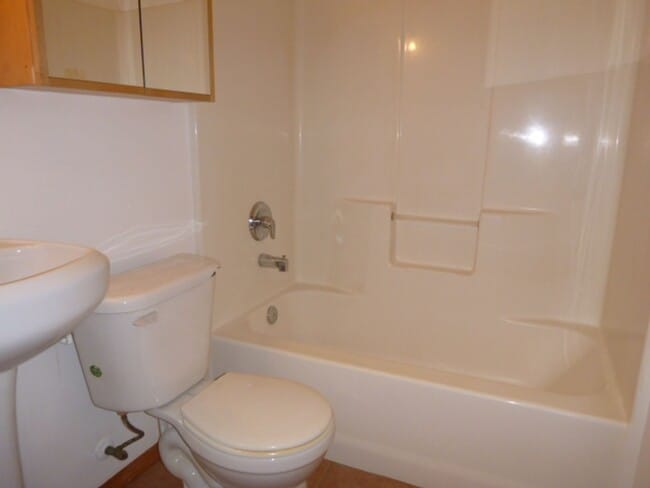 Building Photo - 1030 Mt Olympus Ave SE